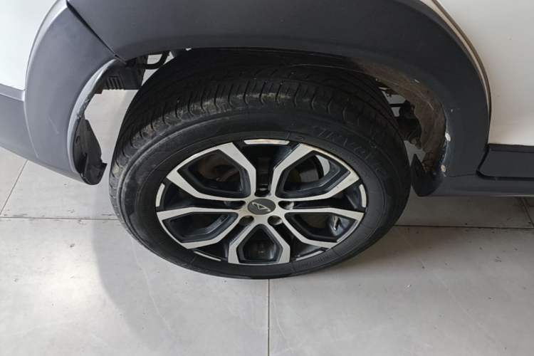 Used Chery Tiggo 3X 2018 1.5L Automatic Comfort Edition Right Rear Wheel Hub
