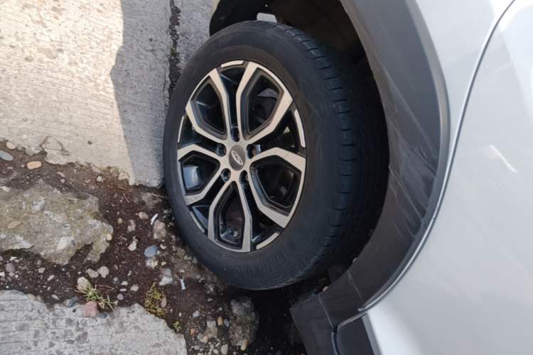 Used Chery Tiggo 3X 2018 1.5L Manual Elite Edition Right Rear Wheel Hub