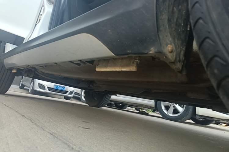 Used Chery Tiggo 3X 2018 1.5L Automatic Elite Edition Right Side Sill