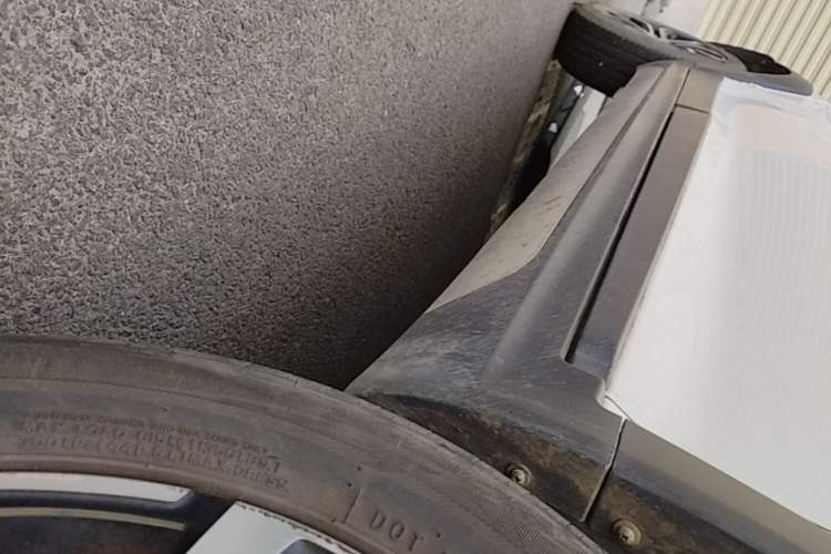 Used Chery Tiggo 3X 2018 1.5L Automatic Elite Edition Right Side Sill
