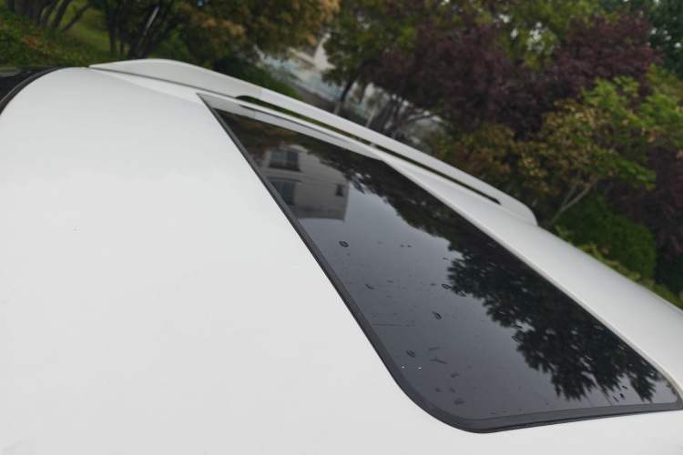 Used Chery Tiggo 3X 2018 1.5L Automatic Luxury Edition Roof