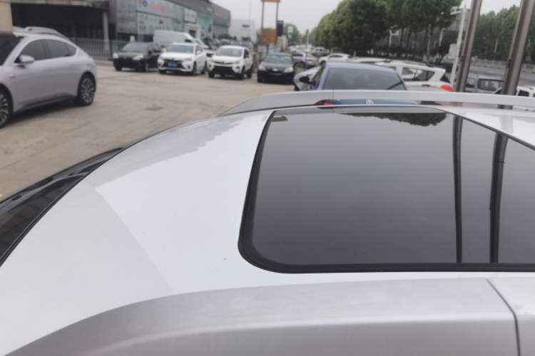 Used Chery Tiggo 3X 2018 1.5L Automatic Luxury Edition Roof