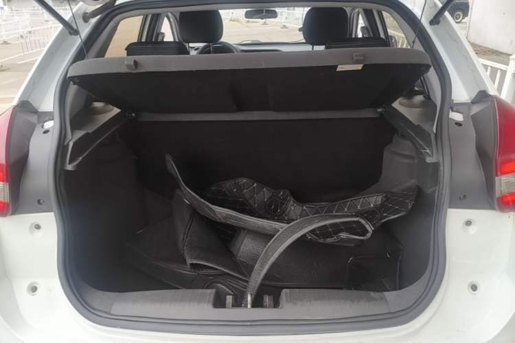 Used Chery Tiggo 3X 2018 1.5L Automatic Comfort Edition Trunk