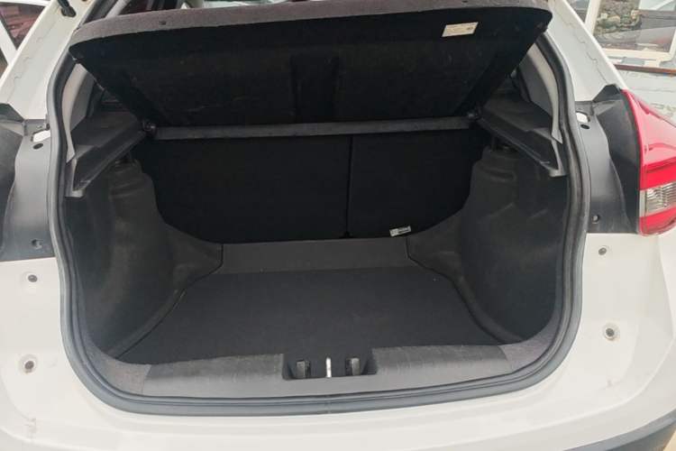 Used Chery Tiggo 3X 2018 1.5L Automatic Elite Edition Trunk