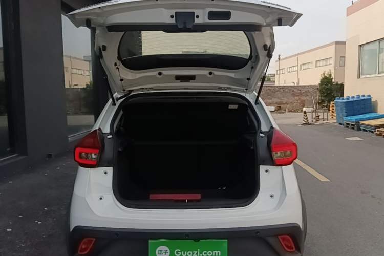 Used Chery Tiggo 3X 2018 1.5L Manual Elite Edition Trunk