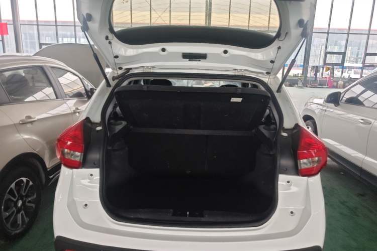 Used Chery Tiggo 3X 2018 1.5L Manual Elite Edition Trunk