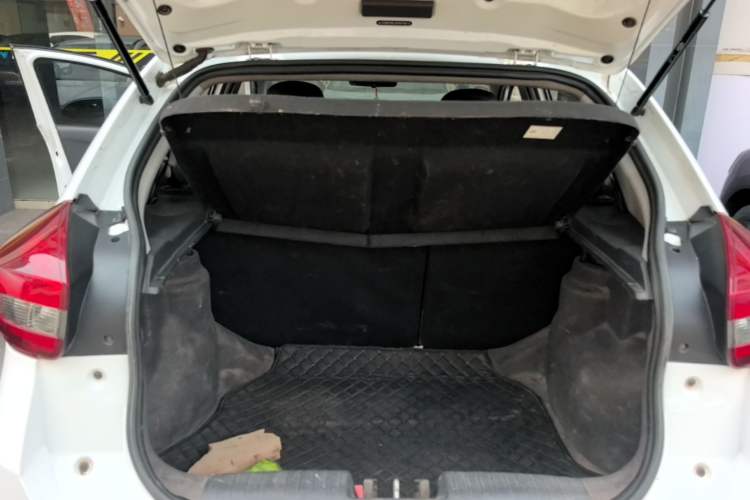 Used Chery Tiggo 3X 2018 1.5L Manual Elite Edition Trunk