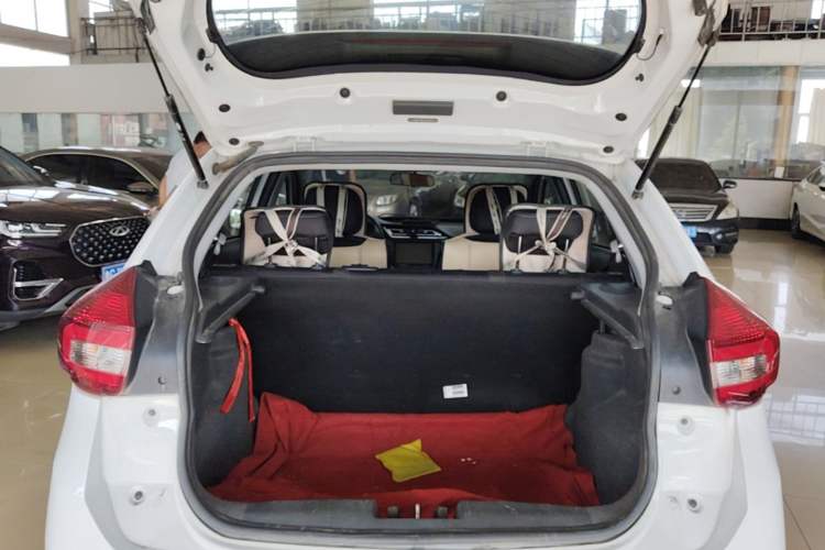 Used Chery Tiggo 3X 2018 1.5L Manual Comfort Edition Trunk