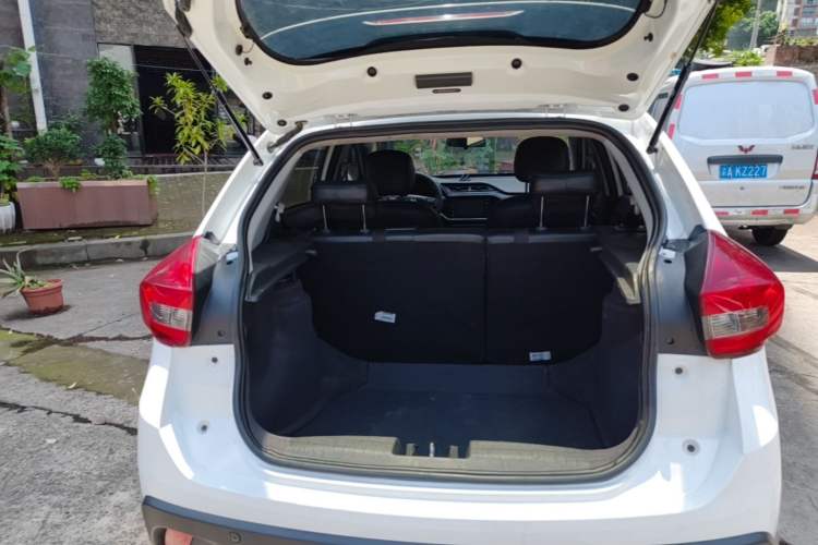 Used Chery Tiggo 3X 2018 1.5L Manual Elite Edition Trunk