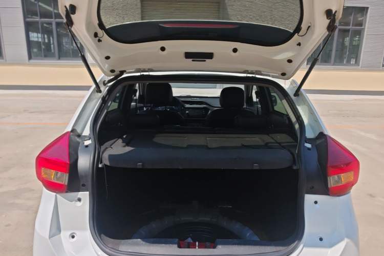 Used Chery Tiggo 3X 2018 1.5L Manual Elite Edition Trunk