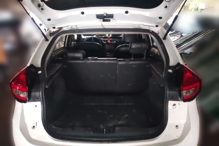 Used Chery Tiggo 3X  Trunk