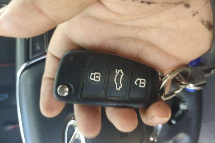 Used Chery Tiggo 3X 2018 1.5L Manual Elite Edition Vehicle Key