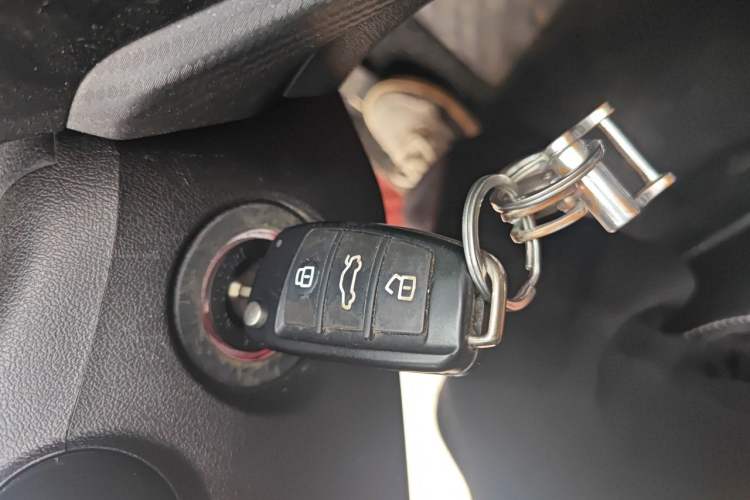 Used Chery Tiggo 3X 2018 1.5L Automatic Elite Edition Vehicle Key