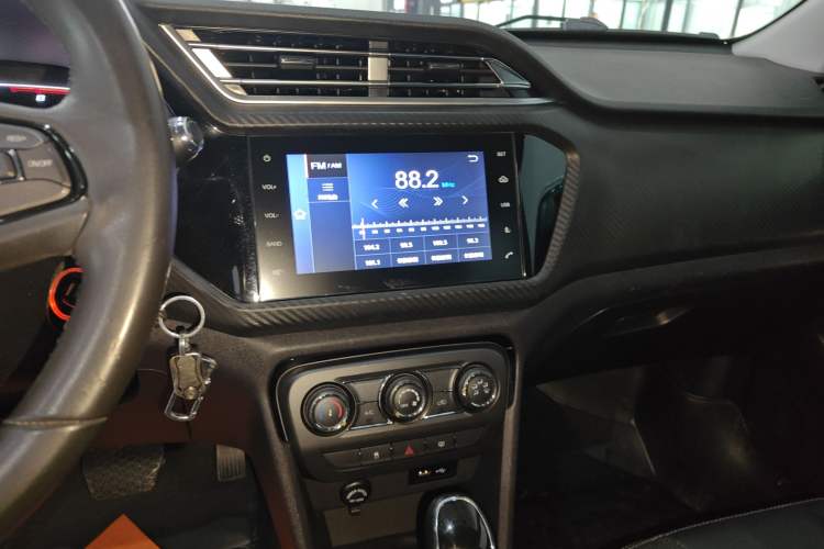 Used Chery Tiggo 3X 2018 1.5L Automatic Elite Edition Audio And AC Panel