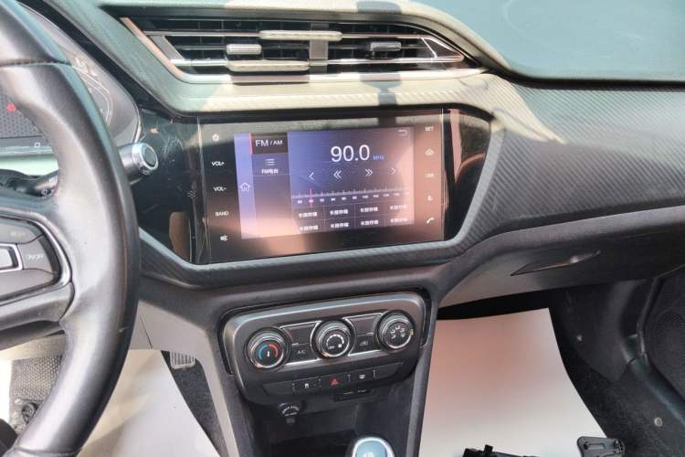 Used Chery Tiggo 3X 2018 1.5L Automatic Elite Edition Audio And AC Panel