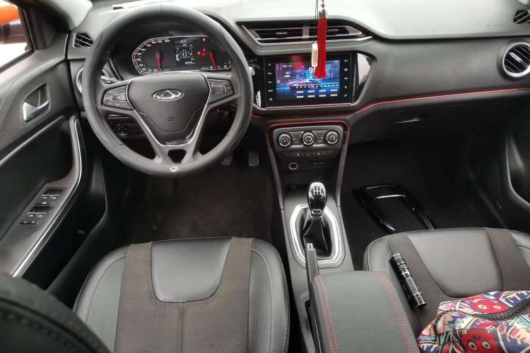 Used Chery Tiggo 3X 2018 1.5L Manual Elite Edition Center Console