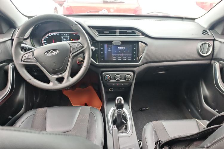 Used Chery Tiggo 3X 2018 1.5L Manual Elite Edition Center Console