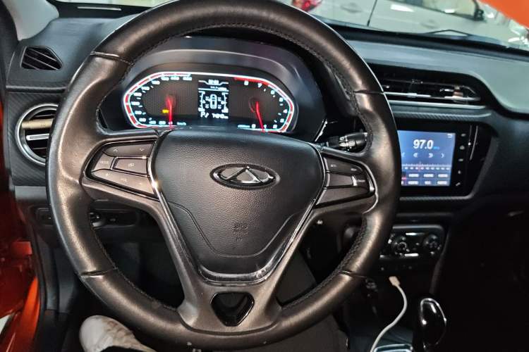 Used Chery Tiggo 3X 2018 1.5L Automatic Elite Edition Center Console