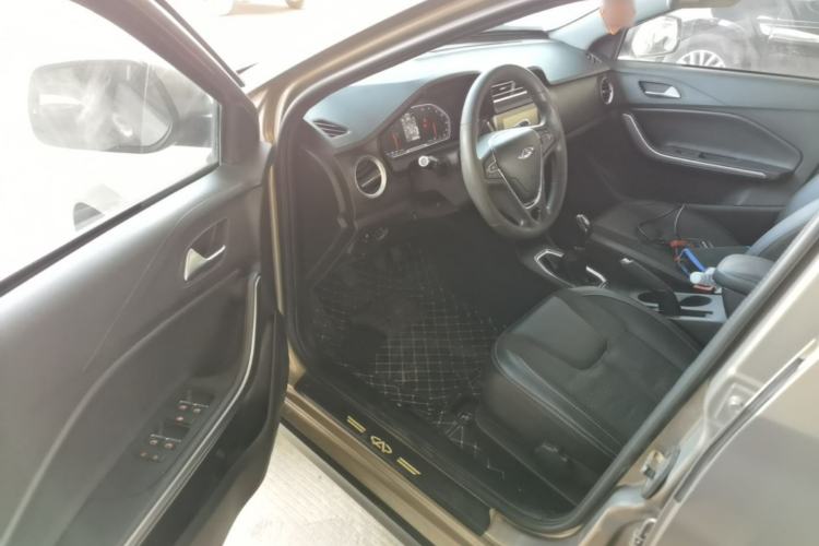 Used Chery Tiggo 3X 2018 1.5L Manual Elite Edition Driver Seat