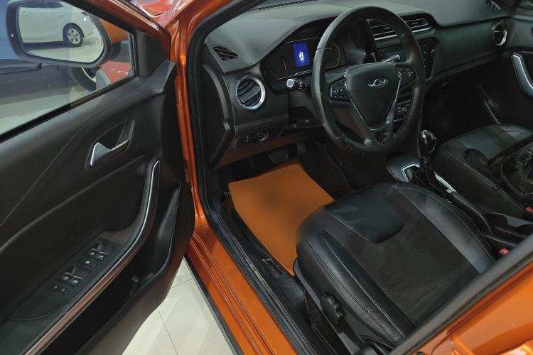 Used Chery Tiggo 3X 2018 1.5L Automatic Elite Edition Interior 3
