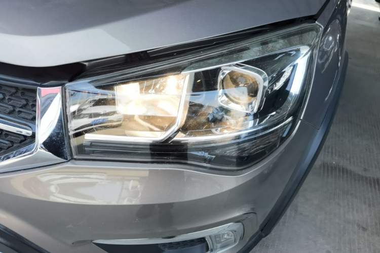 Used Chery Tiggo 3X 2018 1.5L Manual Elite Edition Left Front Headlight