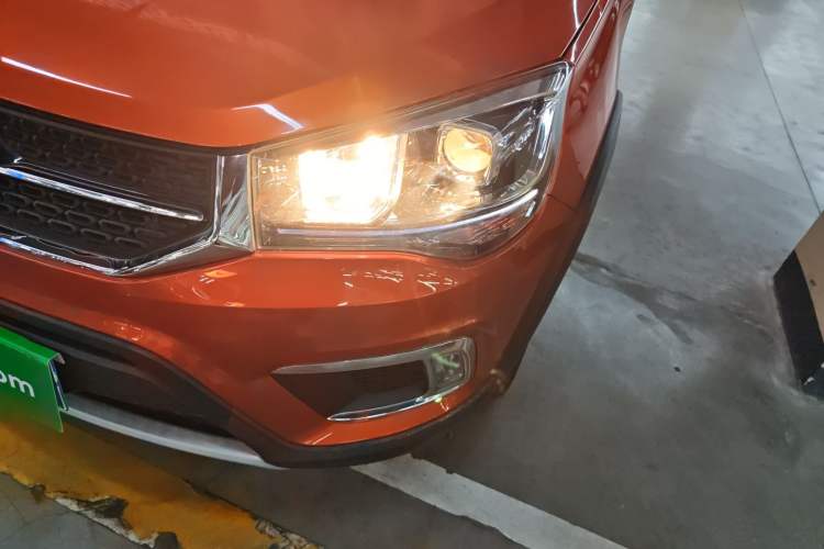 Used Chery Tiggo 3X 2018 1.5L Automatic Elite Edition Left Front Headlight