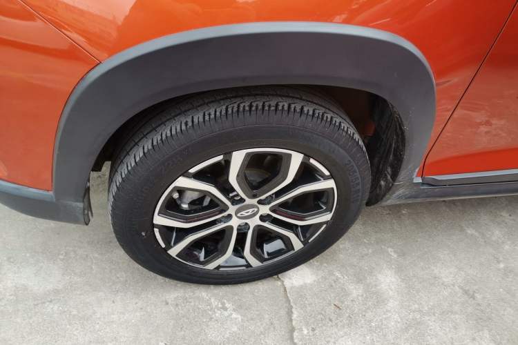 Used Chery Tiggo 3X 2018 1.5L Manual Elite Edition Left Front Wheel Hub