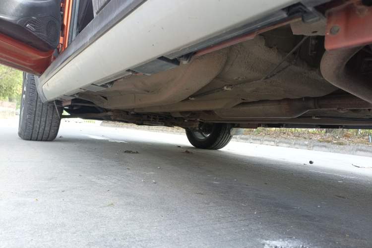 Used Chery Tiggo 3X 2018 1.5L Manual Elite Edition Left Side Sill