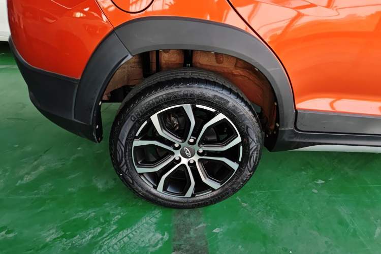 Used Chery Tiggo 3X 2018 1.5L Automatic Comfort Edition Right Rear Wheel Hub