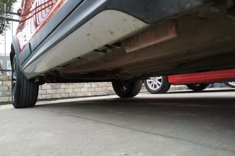 Used Chery Tiggo 3X 2018 1.5L Manual Elite Edition Right Side Sill