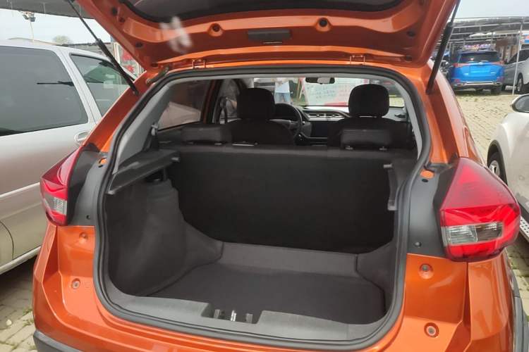 Used Chery Tiggo 3X 2018 1.5L Manual Comfort Edition Trunk