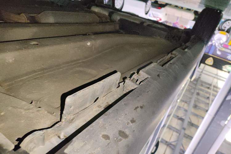 Used Chery Tiggo 3X 2020 Quality Edition 1.5L CVT Luxury Version Right Side Sill