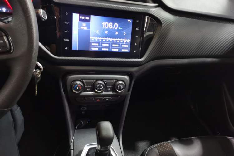 Used Chery Tiggo 3X 2020 Quality Edition 1.5L CVT Luxury Version Audio And AC Panel