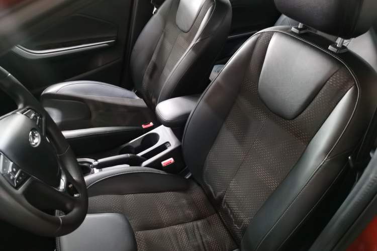 Used Chery Tiggo 3X 2020 Quality Edition 1.5L CVT Luxury Version Left Front Seat