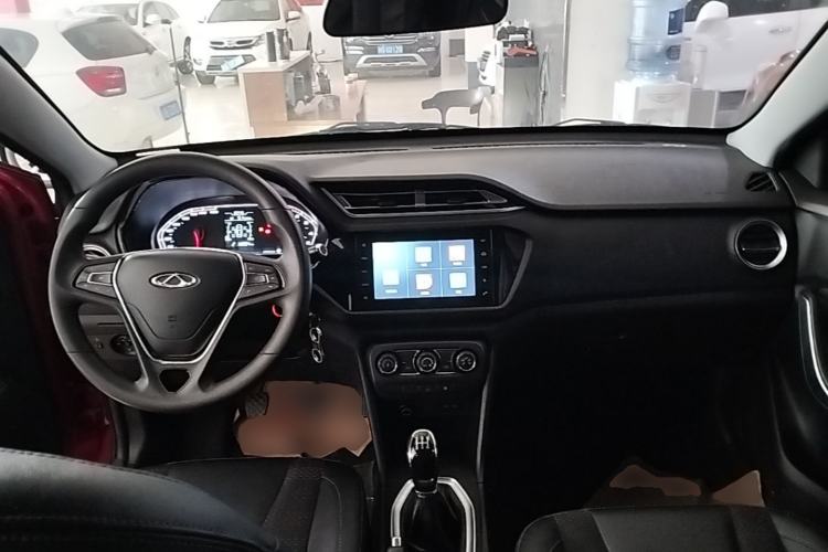 Used Chery Tiggo 3X 2020 Quality Edition 1.5L Manual Luxury Version Center Console