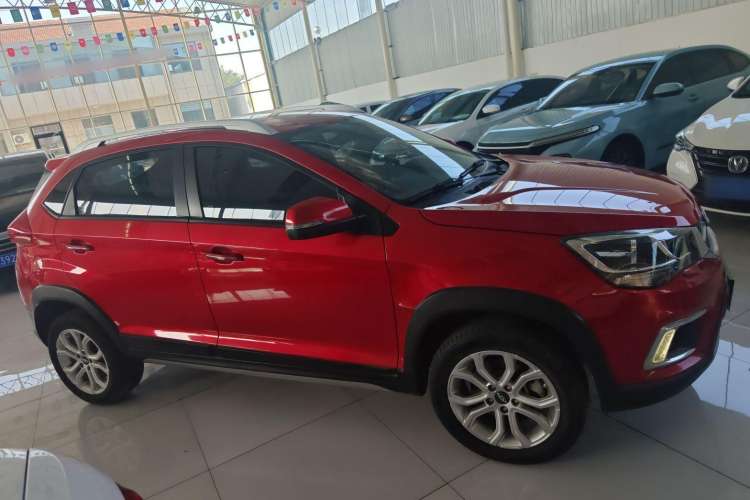 Used Chery Tiggo 3X 2020 Quality Edition 1.5L Manual Luxury Version Exterior 2