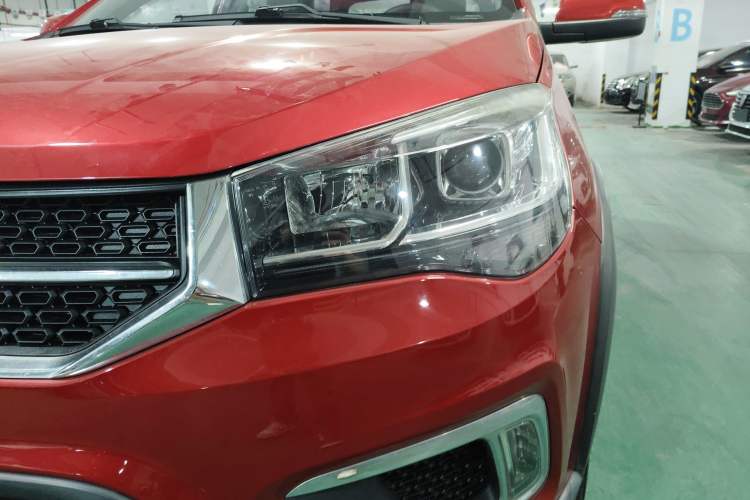 Used Chery Tiggo 3X 2020 Quality Edition 1.5L Manual Luxury Version Left Front Headlight