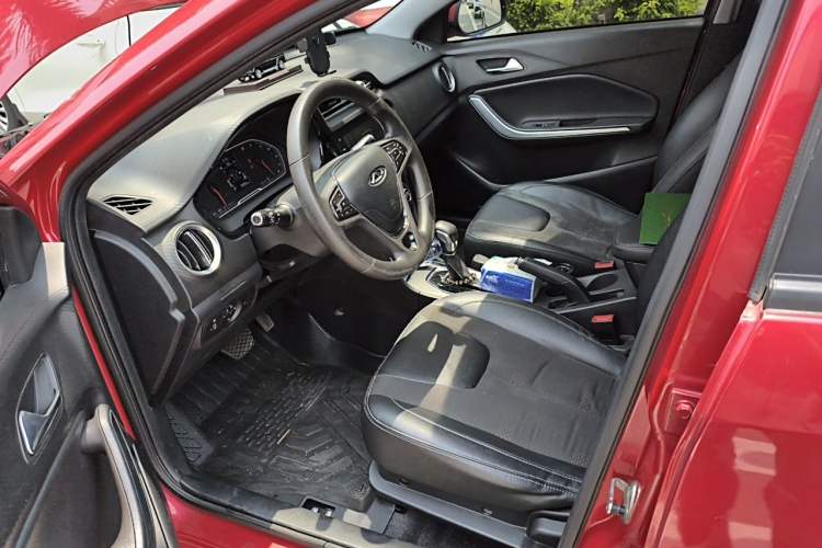 Used Chery Tiggo 3X 2020 Quality Edition 1.5L CVT Luxury Version Left Front Seat