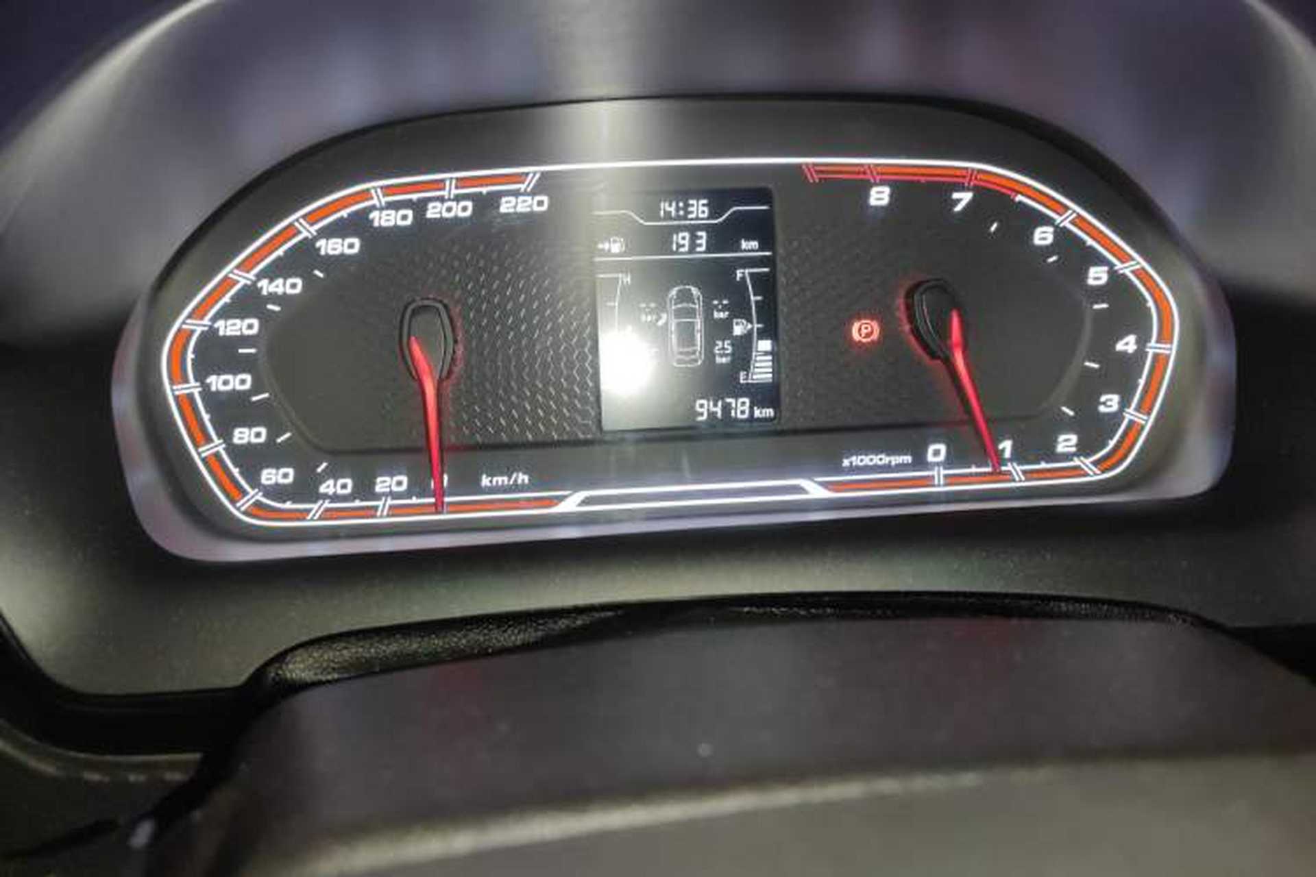 Used Chery Tiggo 3X 2020 Quality Edition 1.5L Manual Deluxe Version Odometer Close Up
