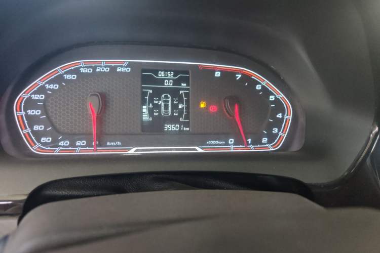 Used Chery Tiggo 3X 2020 Quality Edition 1.5L Manual Luxury Version Odometer Close Up