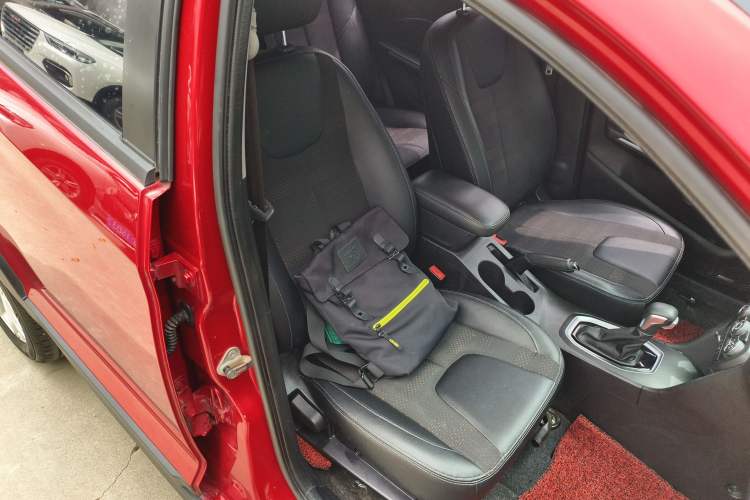 Used Chery Tiggo 3X 2020 Quality Edition 1.5L CVT Luxury Version Right Front Seat