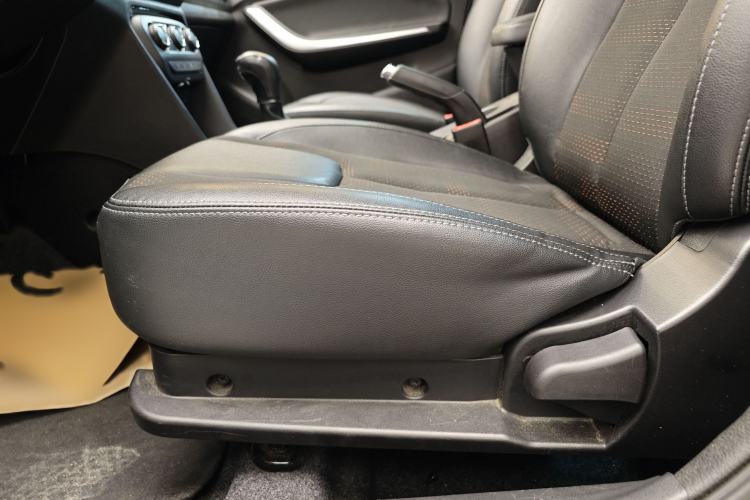 Used Chery Tiggo 3X 2020 Quality Edition 1.5L CVT Luxury Version Interior 12