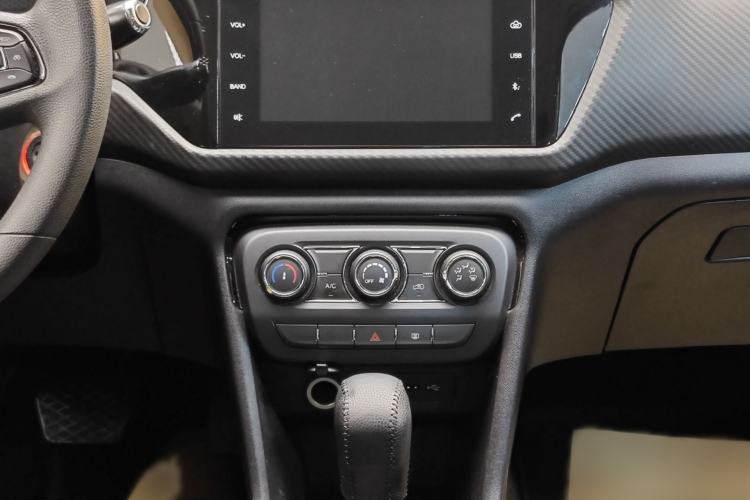 Used Chery Tiggo 3X 2020 Quality Edition 1.5L CVT Luxury Version Interior 7