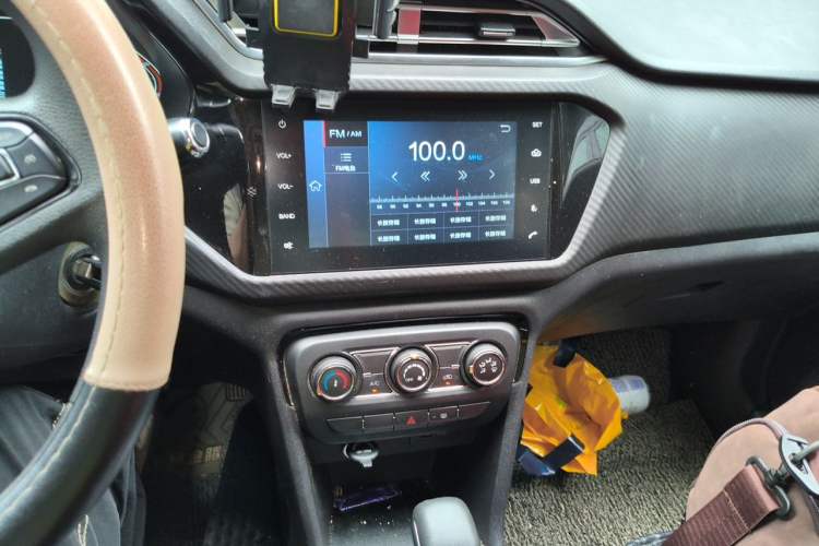 Used Chery Tiggo 3X 2020 Quality Edition 1.5L CVT Luxury Version Audio And AC Panel
