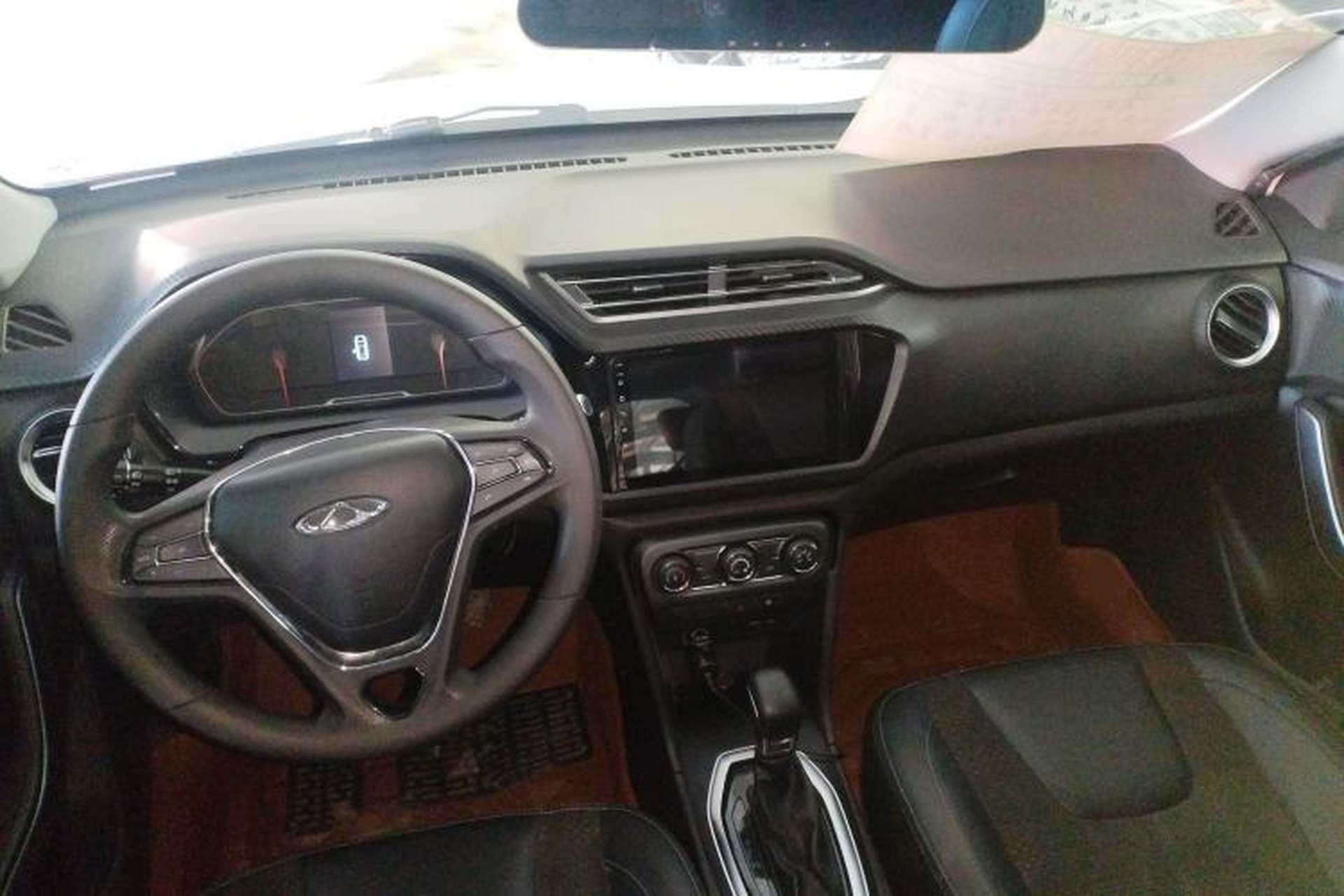 Used Chery Tiggo 3X 2020 Quality Edition 1.5L CVT Luxury Version Center Console
