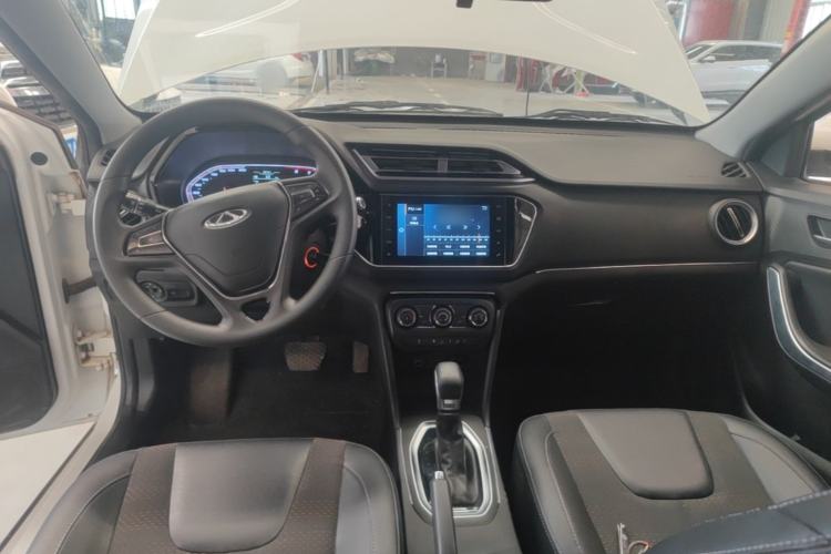 Used Chery Tiggo 3X 2020 Quality Edition 1.5L CVT Luxury Version Center Console