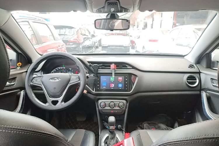 Used Chery Tiggo 3X 2020 Quality Edition 1.5L CVT Deluxe Version Center Console