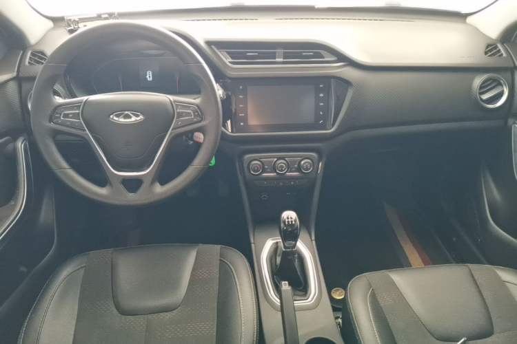 Used Chery Tiggo 3X 2020 Quality Edition 1.5L Manual Luxury Version Center Console