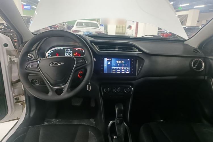 Used Chery Tiggo 3X 2020 Quality Edition 1.5L CVT Luxury Version Center Console