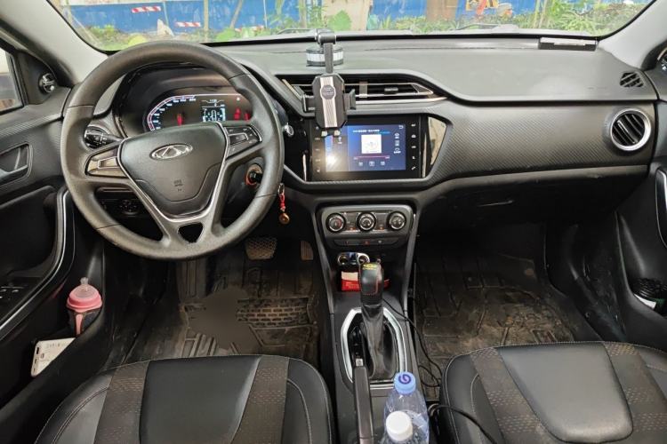 Used Chery Tiggo 3X 2020 Quality Edition 1.5L CVT Luxury Version Center Console
